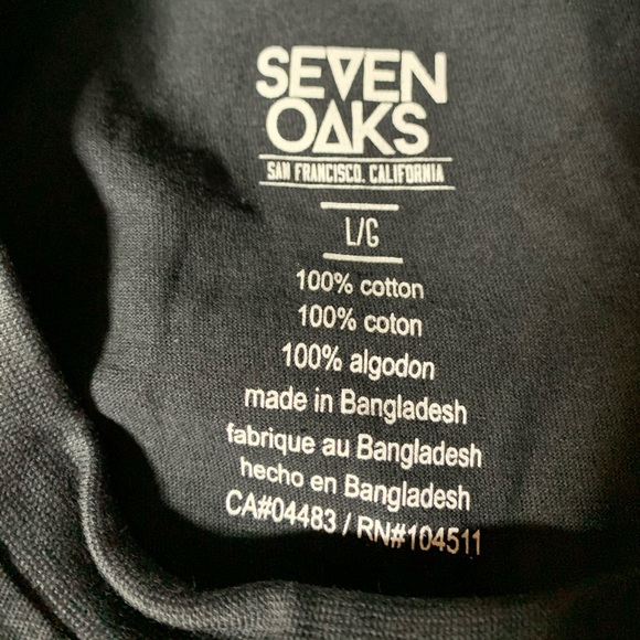 Dear Santa it wasn’t me Christmas T-shirt New NWT - Picture 5 of 6